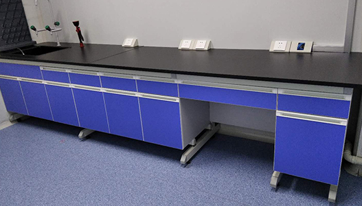 北京 鋼醫(yī)院實驗室家具項目完滿完成