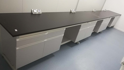 實(shí)驗(yàn)室家具安裝