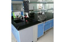 化驗室桌子和操作臺尺寸的選擇