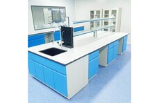 探索鋼木中央實(shí)驗(yàn)臺廠家的核心優(yōu)勢(從材料到設(shè)計(jì)，解析實(shí)驗(yàn)室家具的專業(yè)制造  )