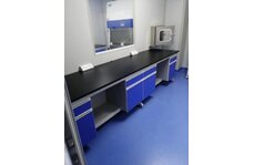 化驗室實驗臺廠家報價多少？全面解析影響因素與市場行情(從材質到定制需求，深入了解實驗臺定價邏輯  )