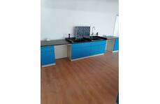 實驗臺水槽尺寸的選擇與應(yīng)用(如何為實驗室定制合適的實驗臺水槽尺寸  )