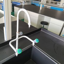 實驗室三通水龍頭